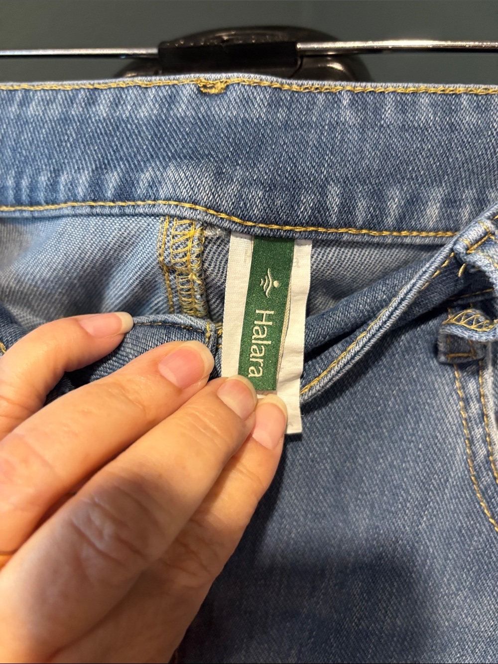 HALARA Light Blue Straight-Leg Jeans - Picture 4 of 5